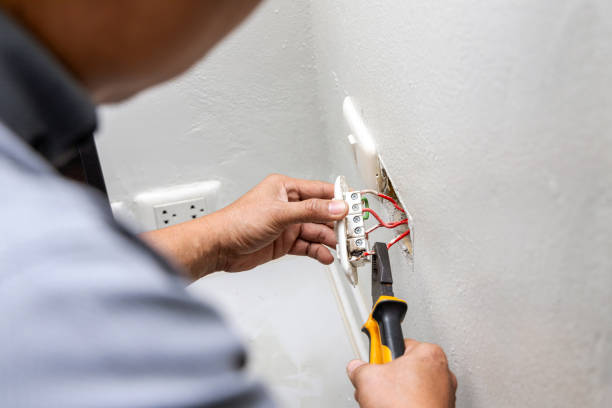 Best Electrical Outlet Repair  in Amelia, OH