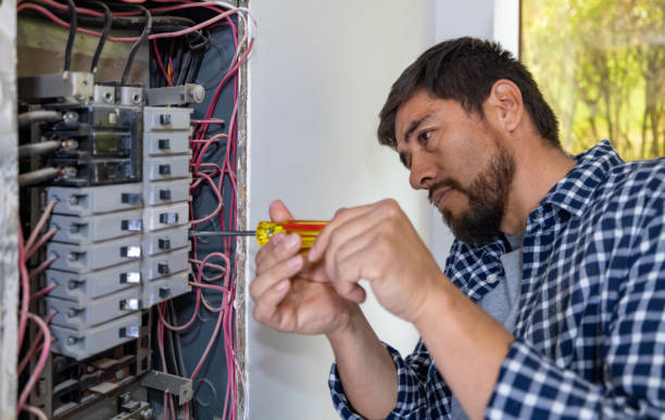 Best Affordable Emergency Electrician  in Amelia, OH